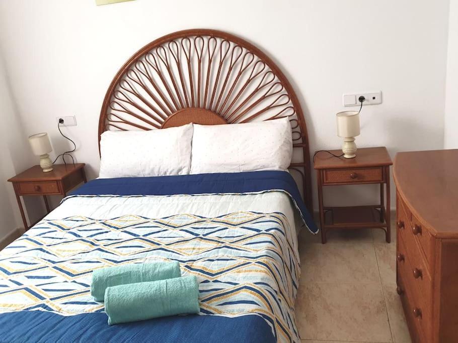 Nice Holidays Apartment In Torreveja, Torrevieja Esterno foto